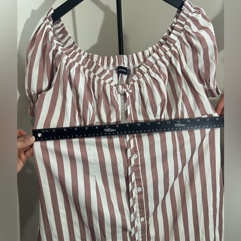 PrettyLittleThing Mauve and White Striped Button-Front Dress Kentucky Derby - Picture 10 of 12